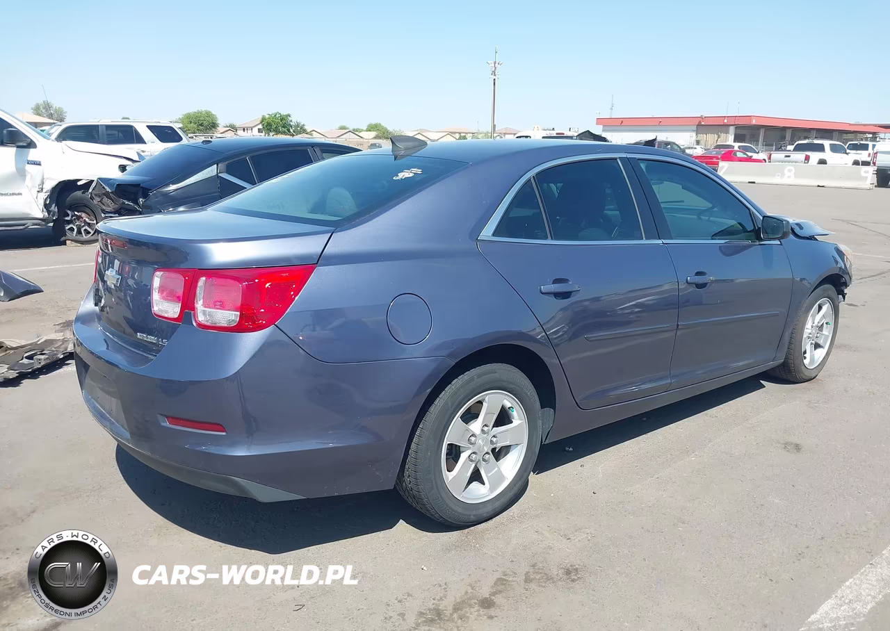 2015 Chevrolet Malibu Ls VIN:1G11B5SL9FF202563 - 4
