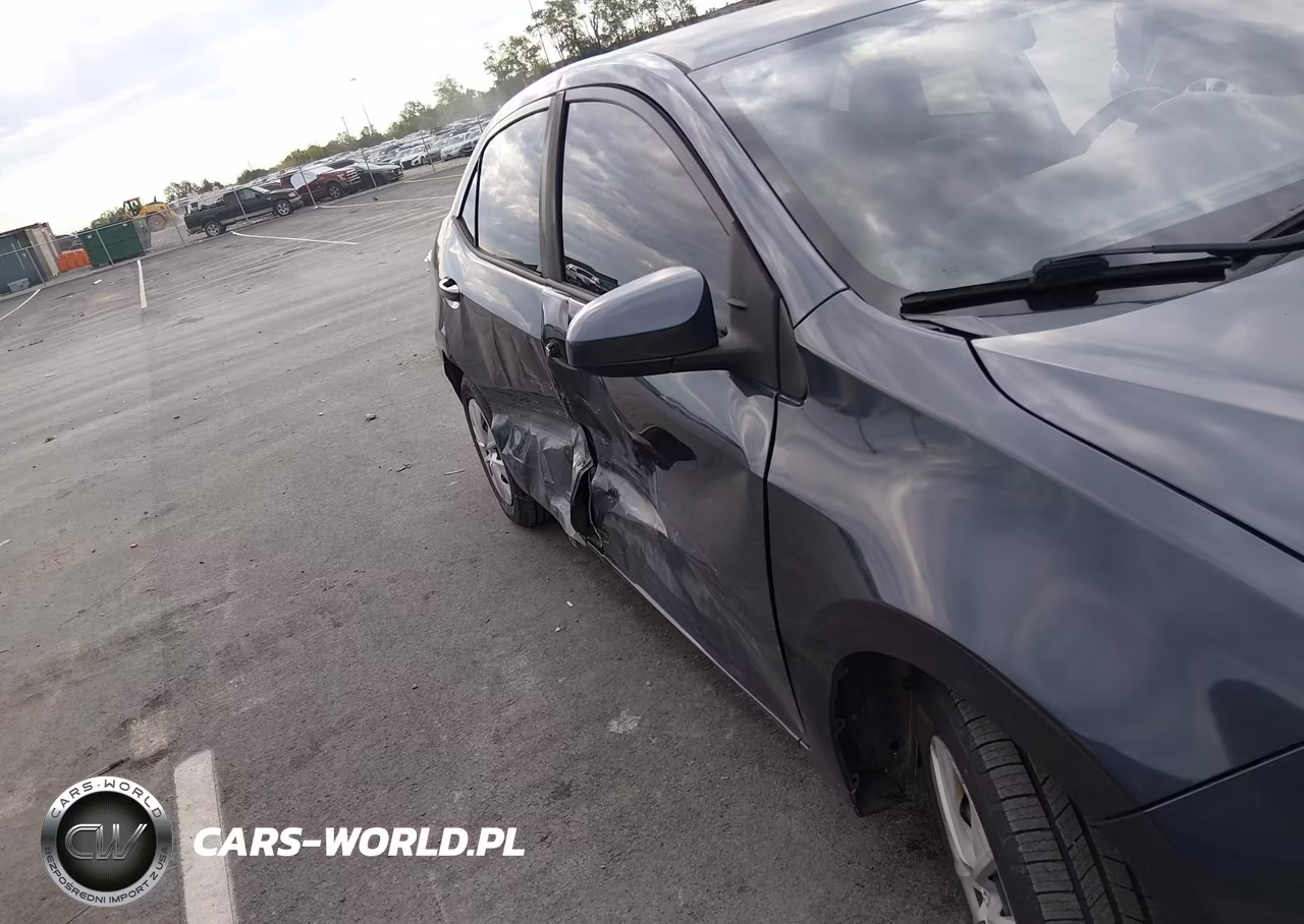 2015 Toyota Corolla L VIN:2T1BURHE0FC283306 - 6