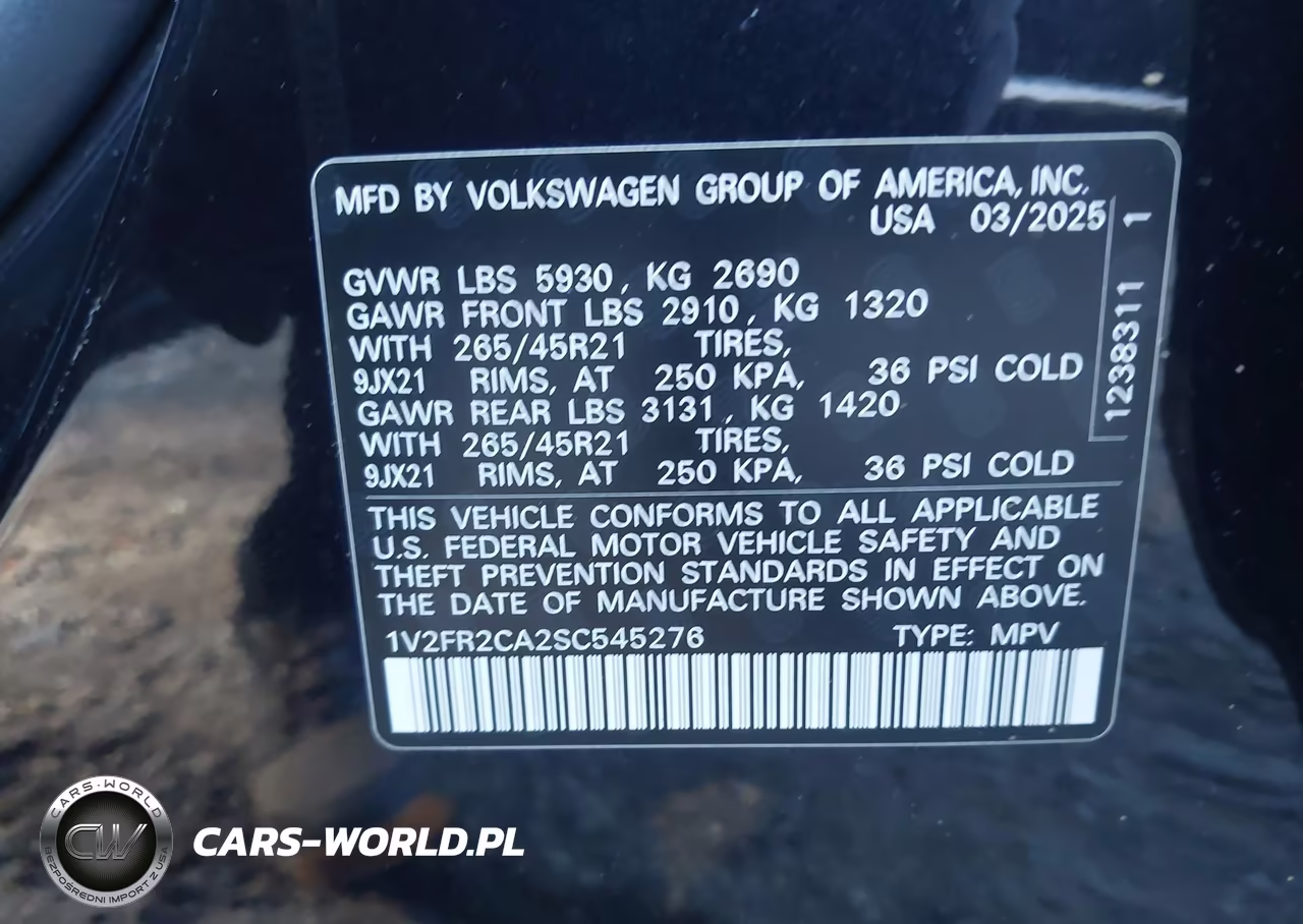 2025 Volkswagen Atlas 2.0T Sel Premium R-Line VIN:1V2FR2CA2SC545276 - 9