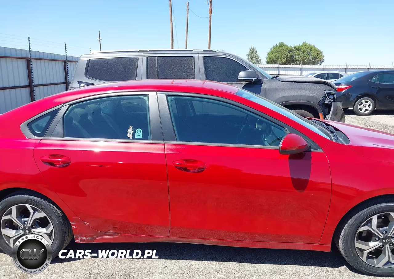 2021 Kia Forte Lxs VIN:3KPF24AD3ME339085 - 13