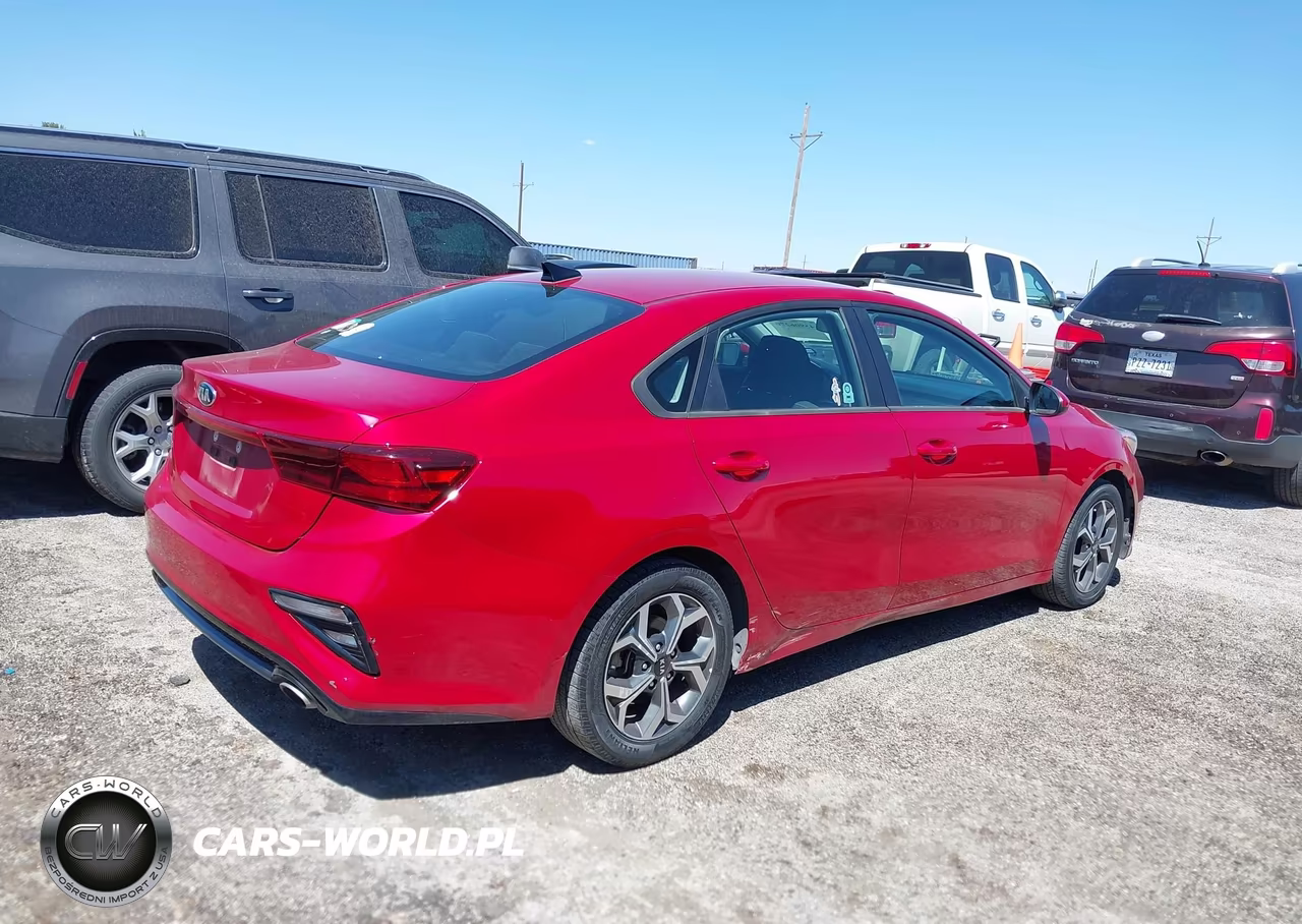 2021 Kia Forte Lxs VIN:3KPF24AD3ME339085 - 4