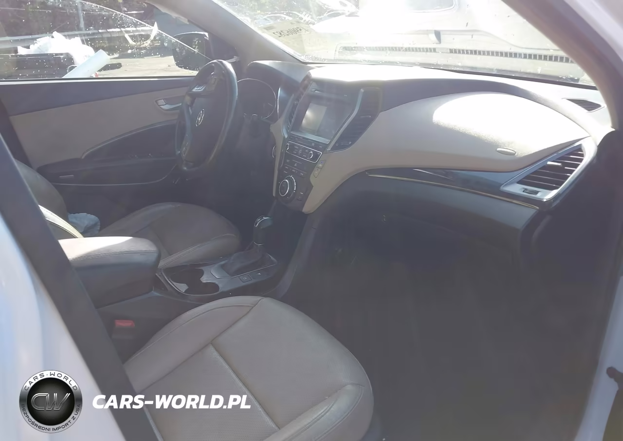 2017 Hyundai Santa Fe Sport 2.0T Ultimate VIN:5XYZWDLA9HG435638 - 5