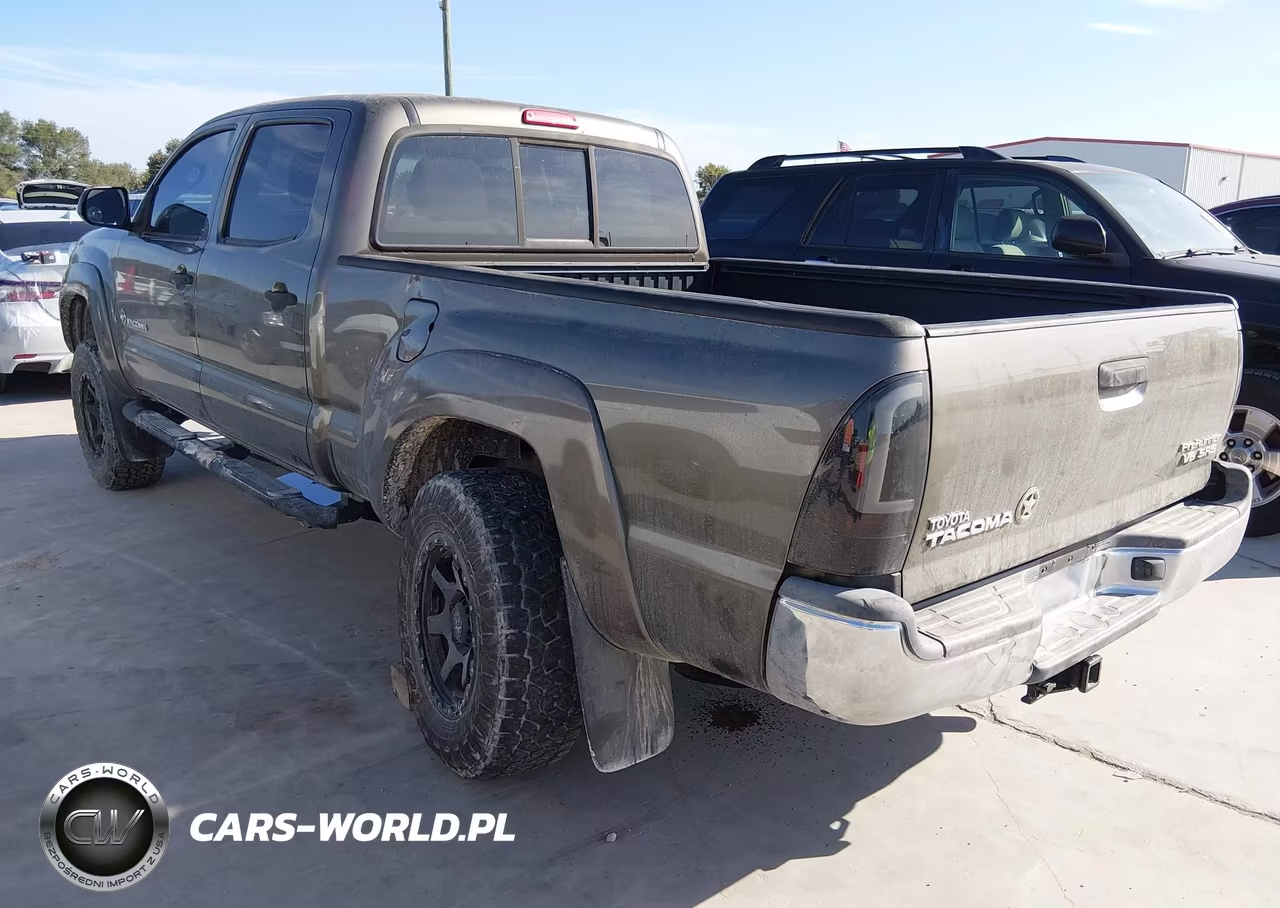 2013 Toyota Tacoma Prerunner V6 VIN:5TFKU4HN8DX004041 - 3