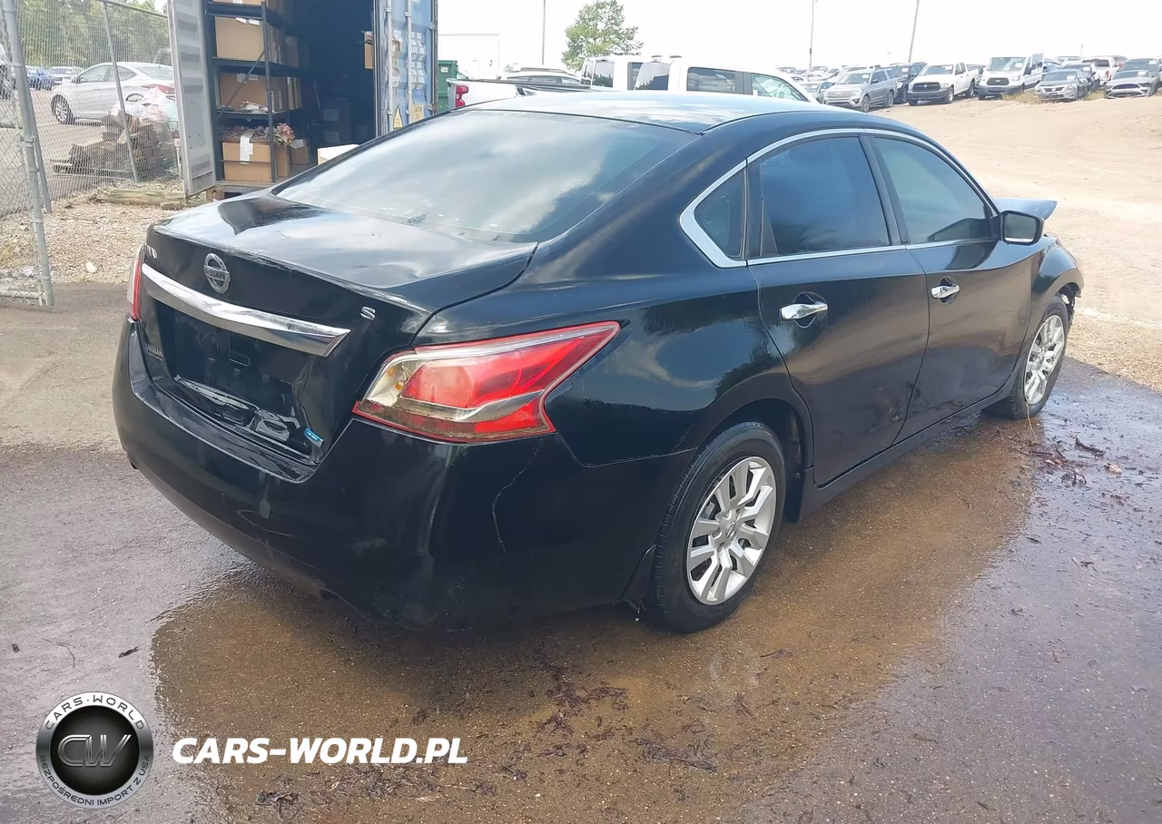 2013 Nissan Altima 2.5 S VIN:1N4AL3AP7DN560038 - 4