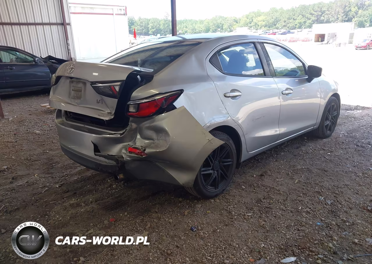 2017 Toyota Yaris Ia VIN:3MYDLBYV6HY164800 - 4