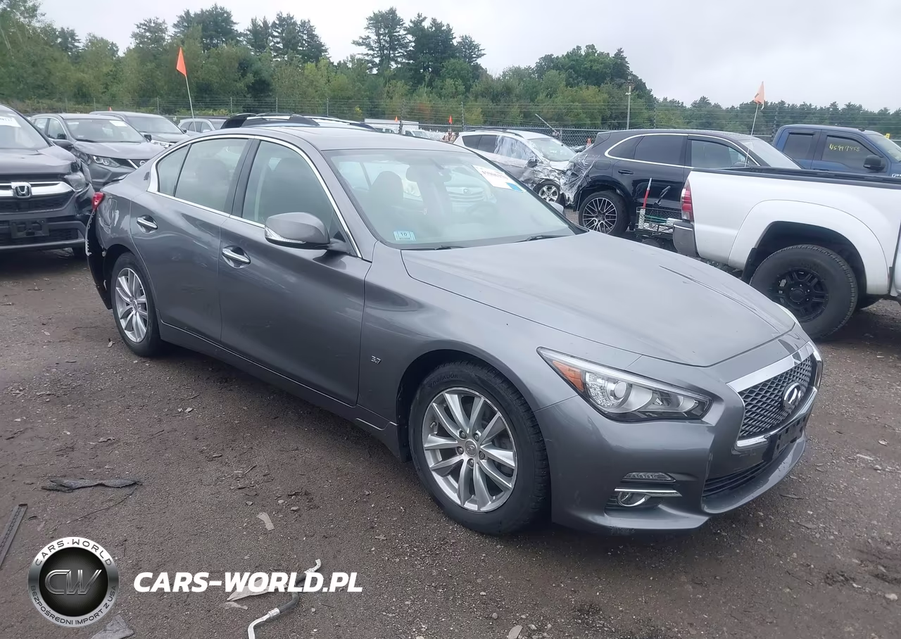 2015 Infiniti Q50 Premium