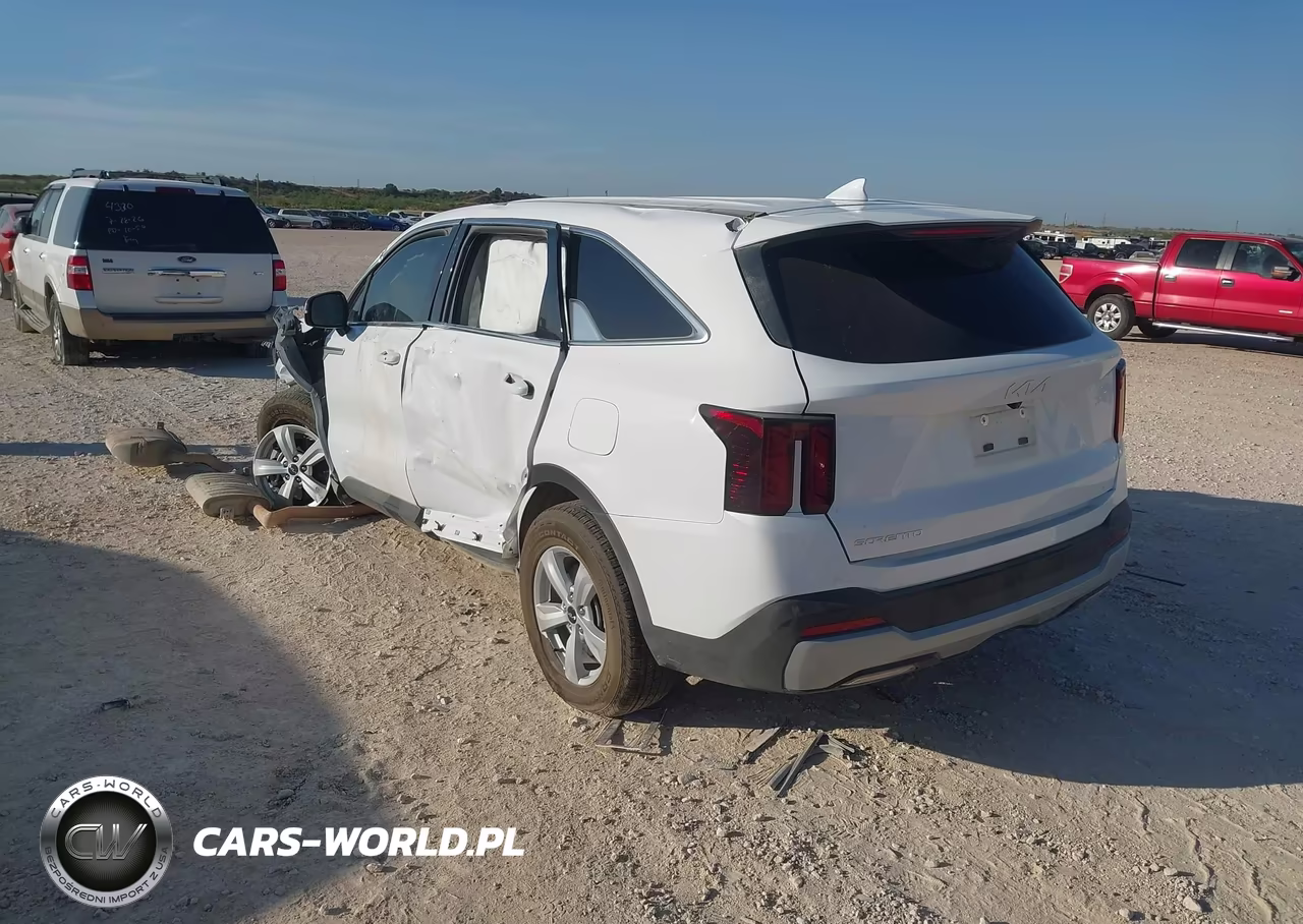 2026 Kia Sorento Lx VIN:5XYRG4JC8TG416654 - 3