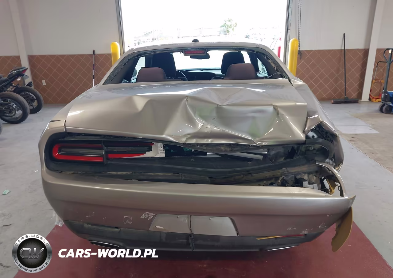 2015 Dodge Challenger Sxt VIN:2C3CDZAG6FH839340 - 16