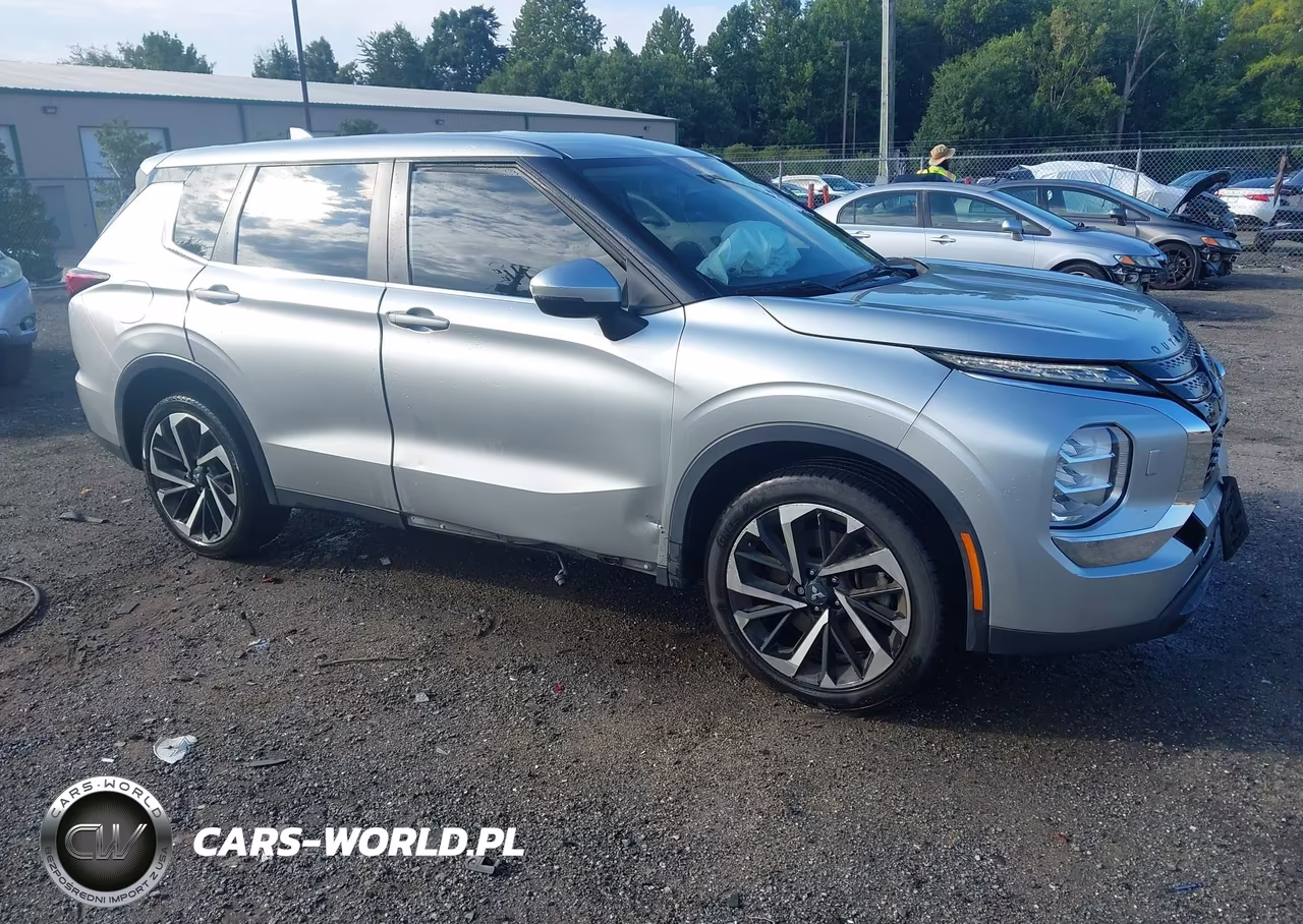 2022 Mitsubishi Outlander Es 2.5 S-Awc