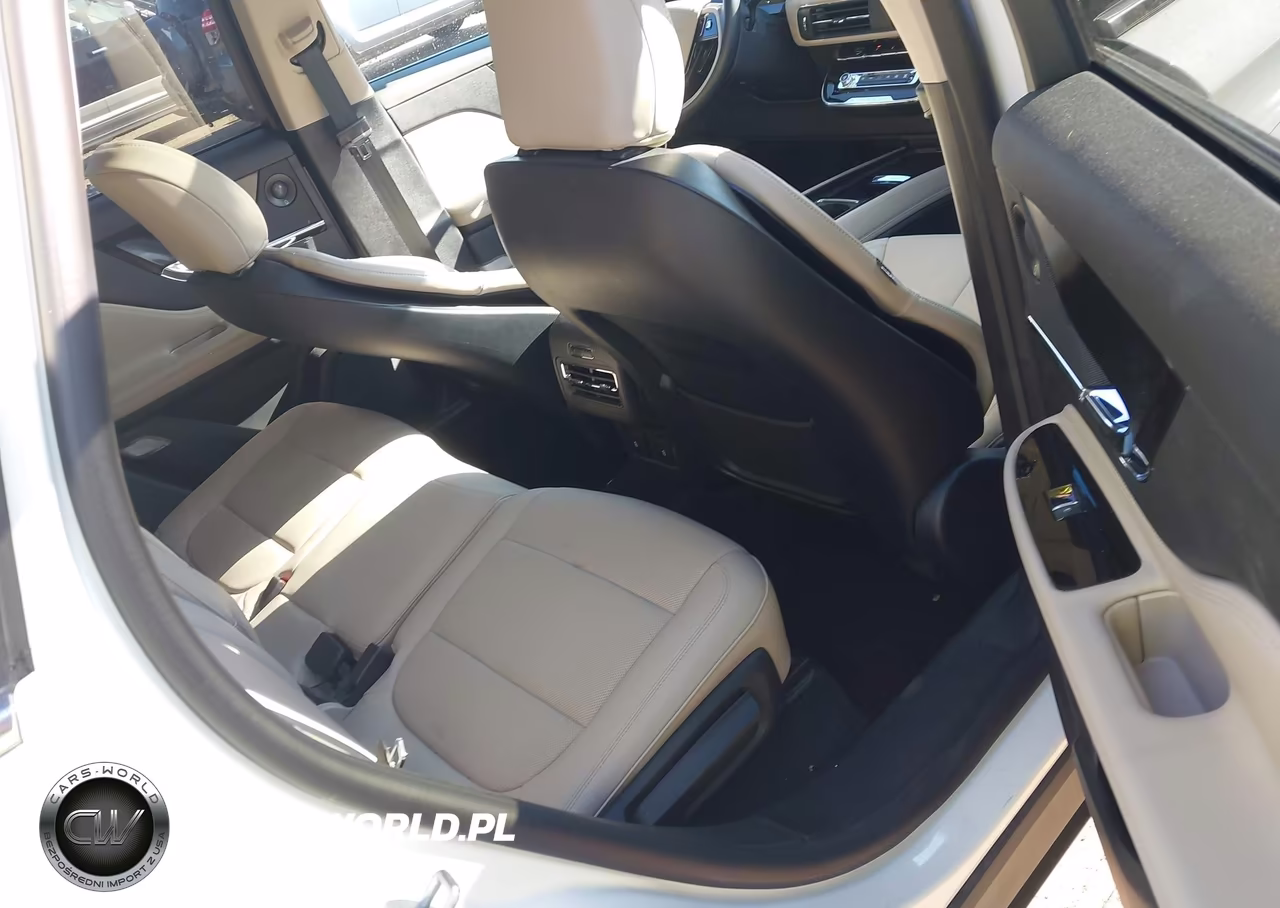 2025 Lincoln Corsair Reserve VIN:5LMCJ2DA3SUL03285 - 8