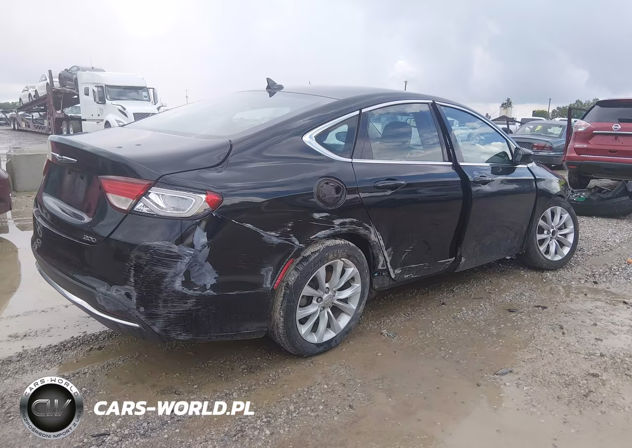 2015 Chrysler 200 Limited VIN:1C3CCCAB4FN601028 - 4