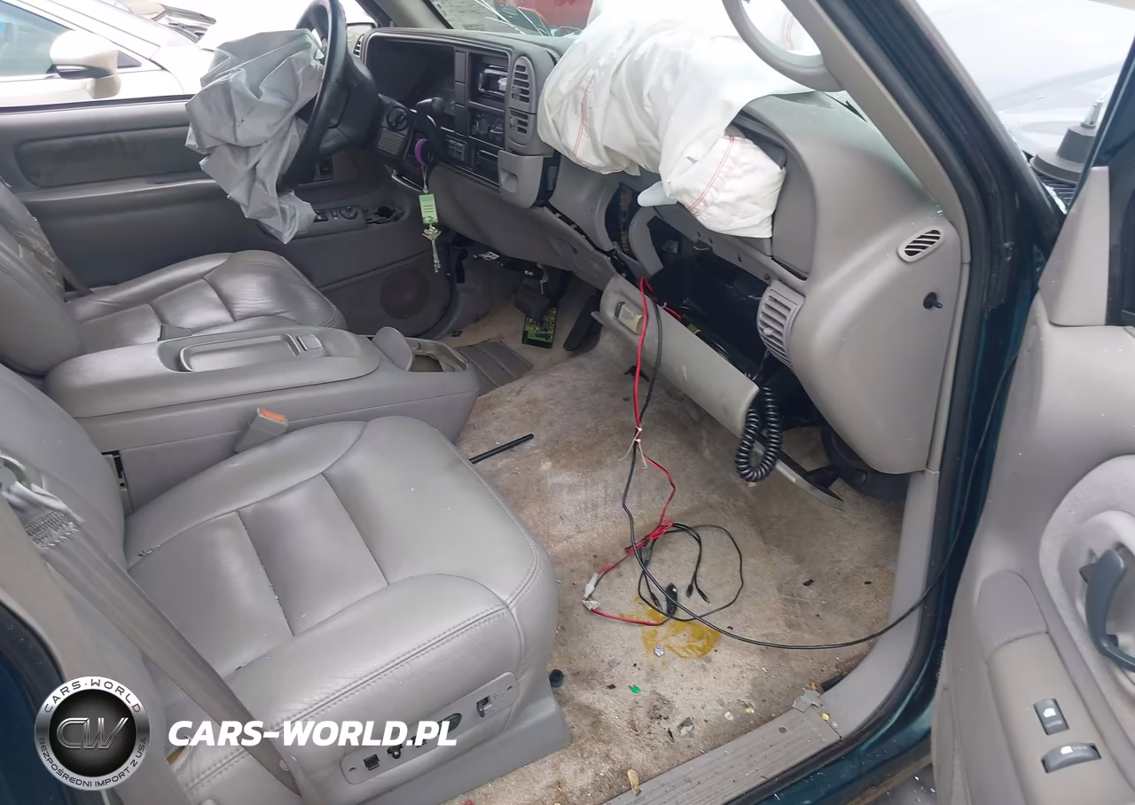 1999 Chevrolet Suburban Lt VIN:3GNFK16R1XG106177 - 5