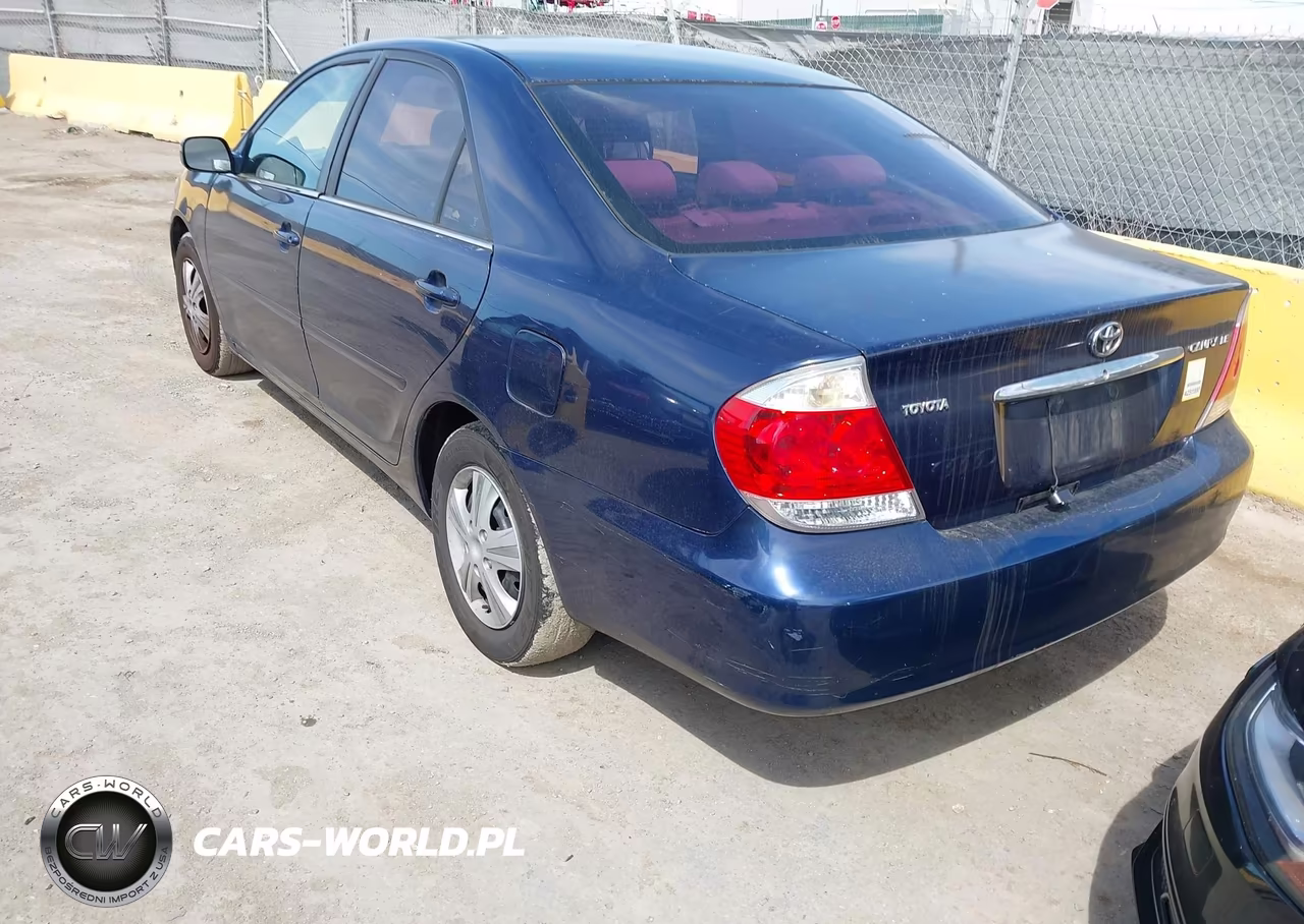 2006 Toyota Camry Le VIN:4T1BE32K26U127470 - 3