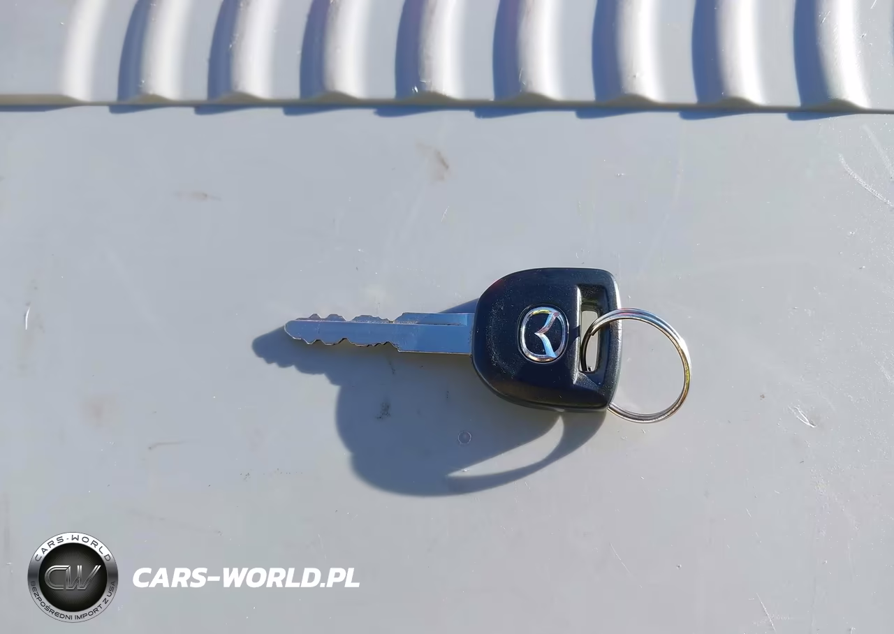 2007 Mazda Mazda3 S Touring VIN:JM1BK323171675615 - 11
