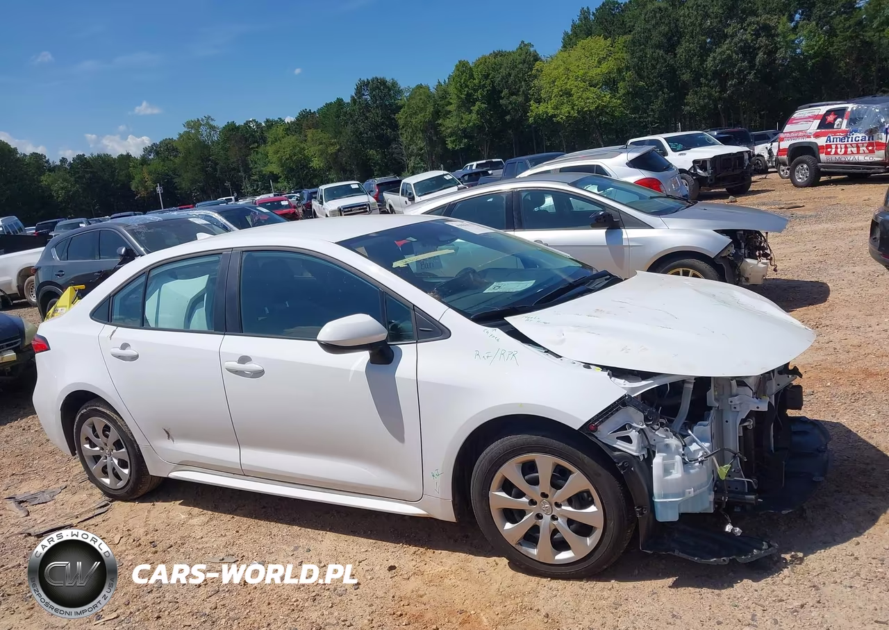 2026 Toyota Corolla Le VIN:5YFB4MDEXTP384616 - 14