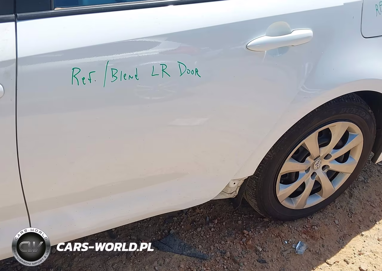 2026 Toyota Corolla Le VIN:5YFB4MDEXTP384616 - 21