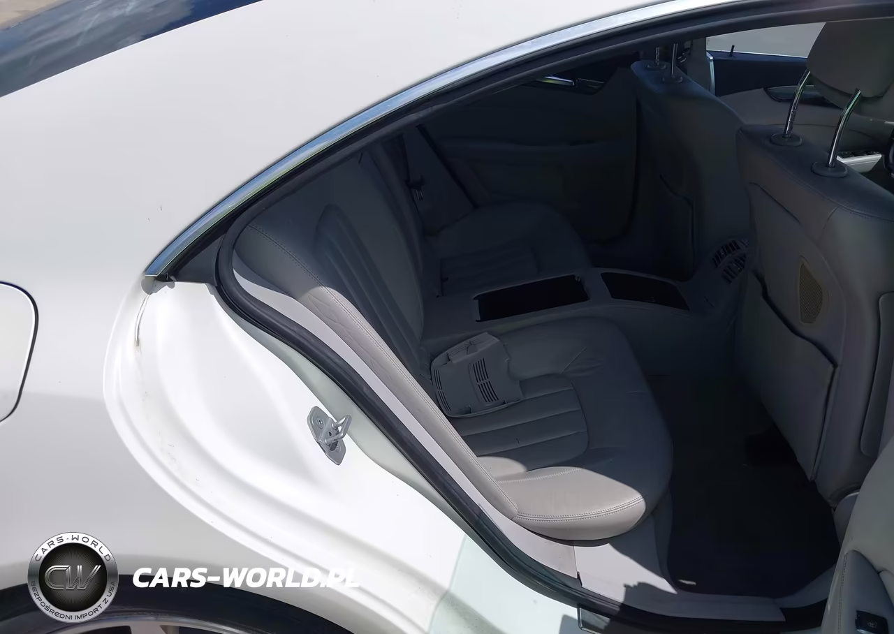 2012 Mercedes-Benz Cls 550 VIN:WDDLJ7DB5CA010090 - 8