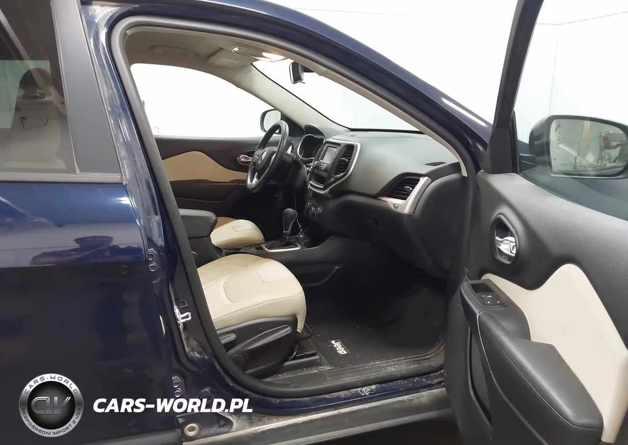 2016 Jeep Cherokee Sport VIN:1C4PJMAB1GW313875 - 5