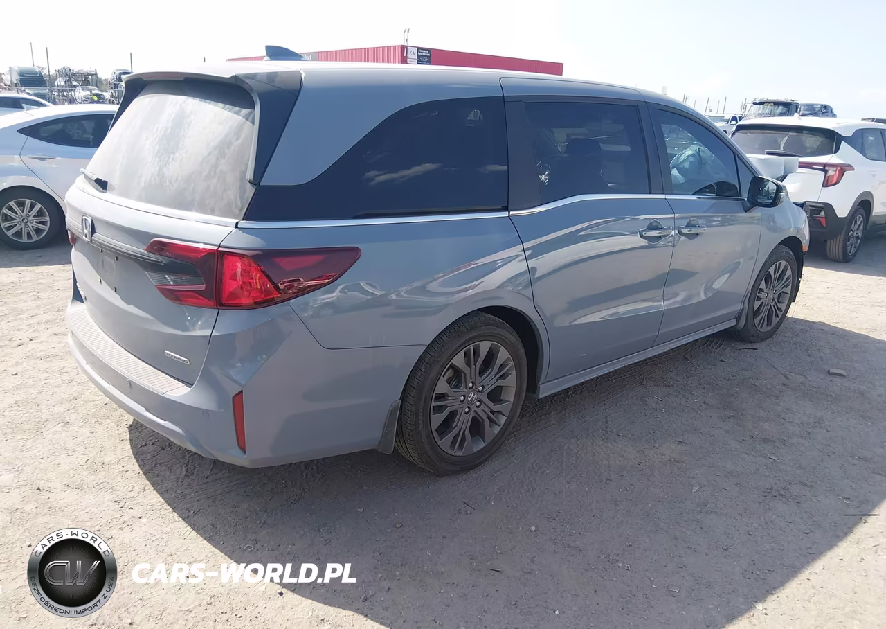 2026 Honda Odyssey Touring VIN:5FNRL6H84TB012864 - 4