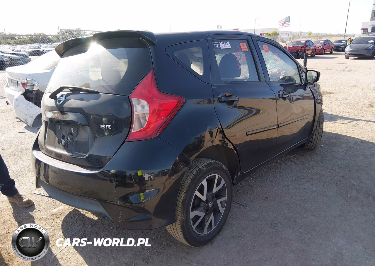 2017 Nissan Versa Note Sr VIN:3N1CE2CP0HL368537 - 4