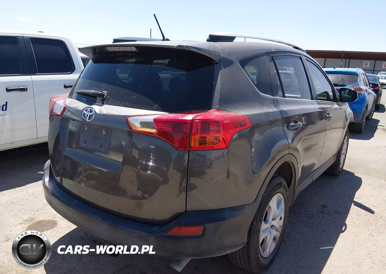2015 Toyota Rav4 Le VIN:JTMZFREV1FJ026656 - 4