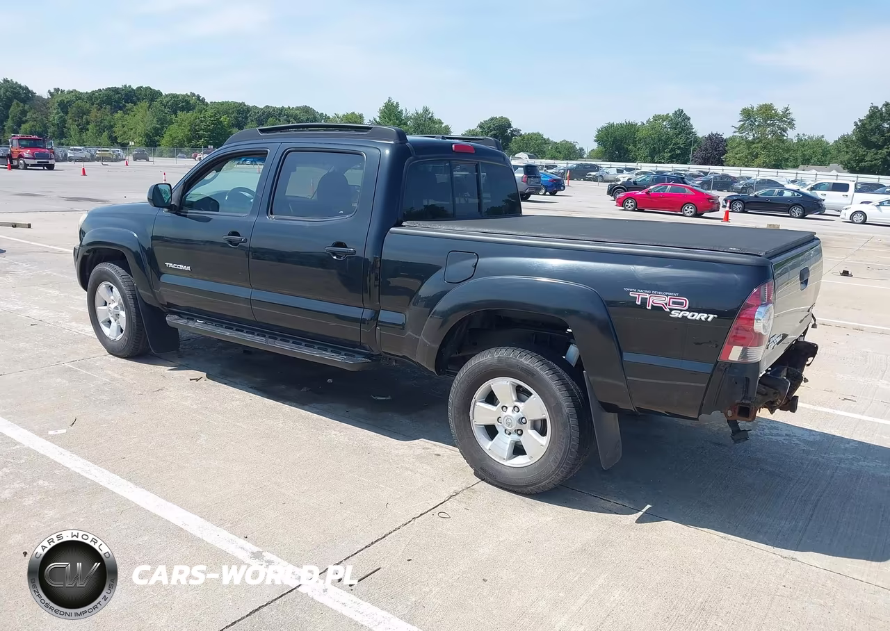 2010 Toyota Tacoma Base V6 VIN:3TMMU4FNXAM017029 - 3