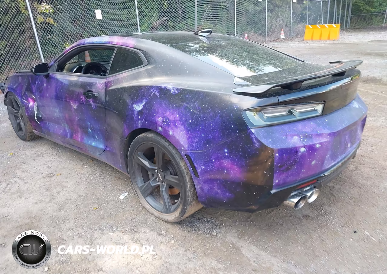2017 Chevrolet Camaro 2Ss VIN:1G1FG1R71H0119787 - 3