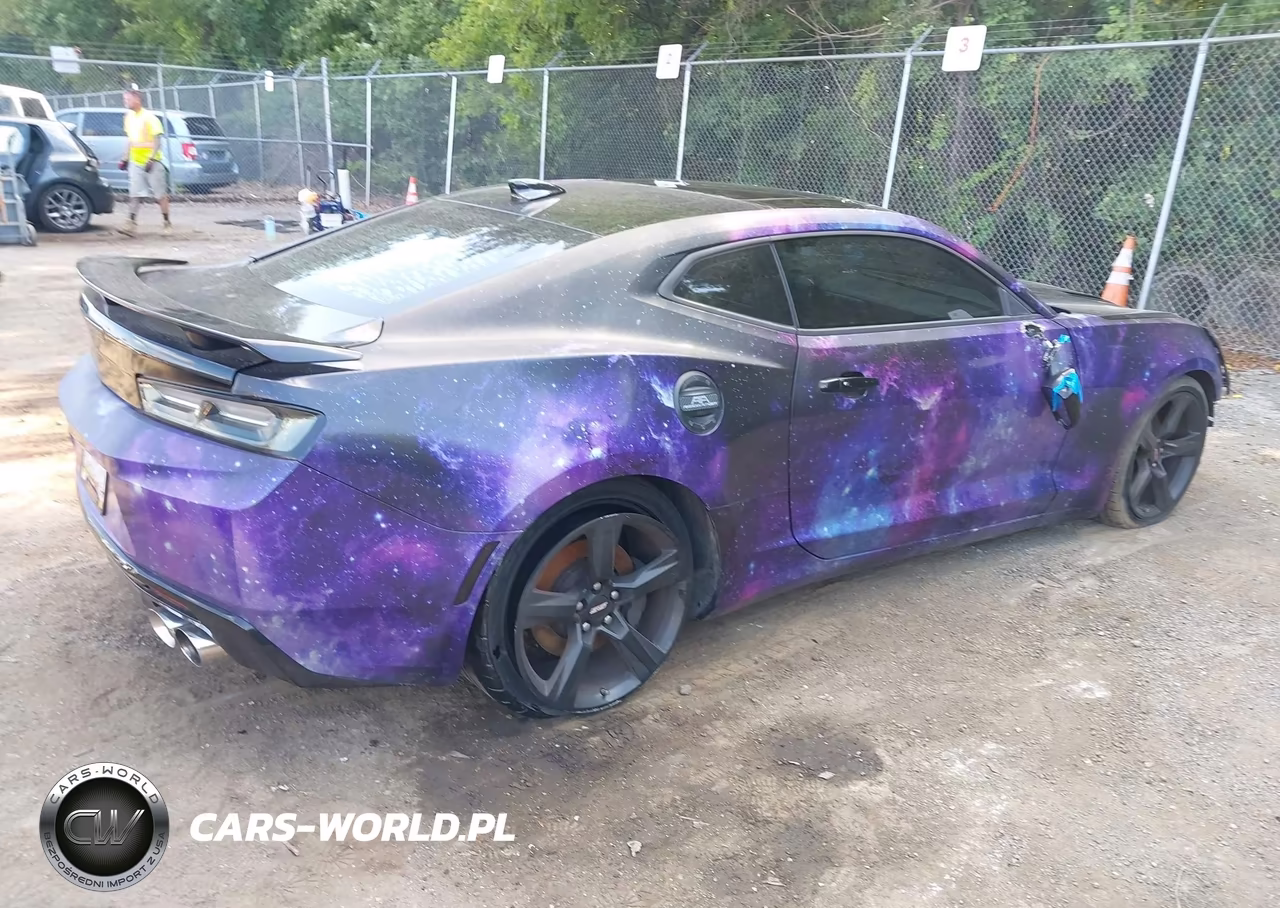 2017 Chevrolet Camaro 2Ss VIN:1G1FG1R71H0119787 - 4