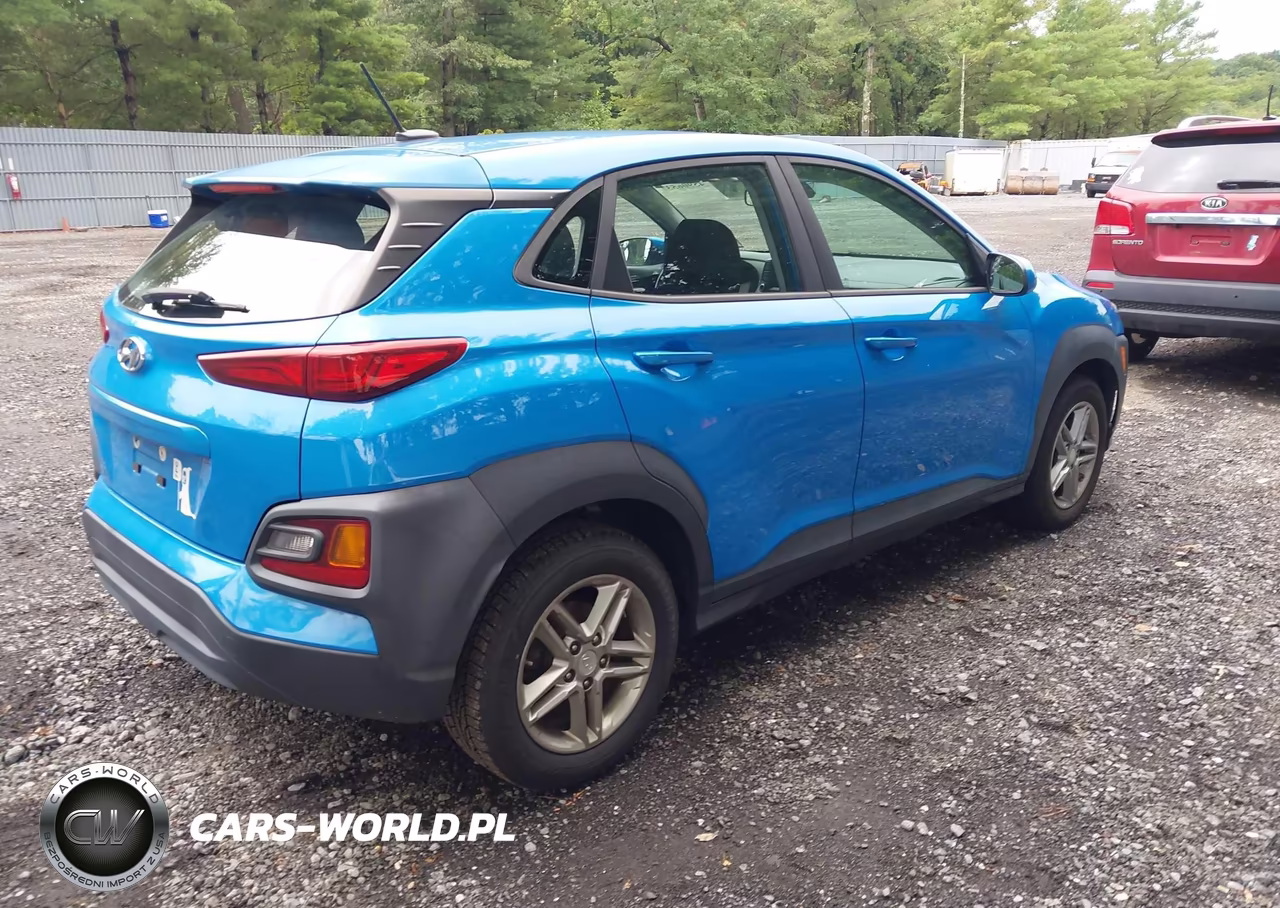 2019 Hyundai Kona Se VIN:KM8K12AA2KU242935 - 4