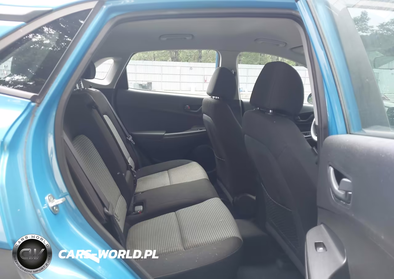 2019 Hyundai Kona Se VIN:KM8K12AA2KU242935 - 8