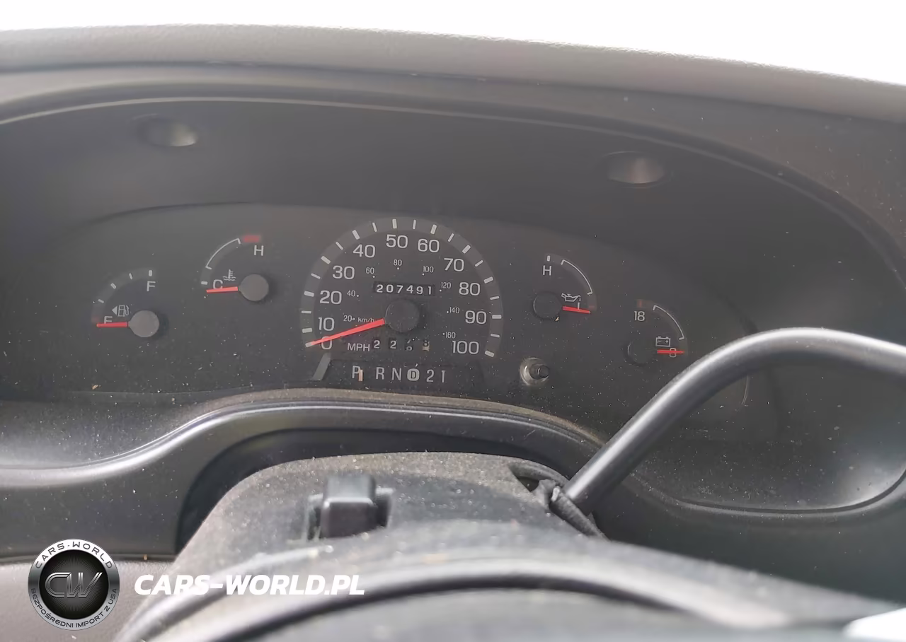 2000 Ford E-350 Cutaway Standard VIN:1FDWE35L9YHB93709 - 5