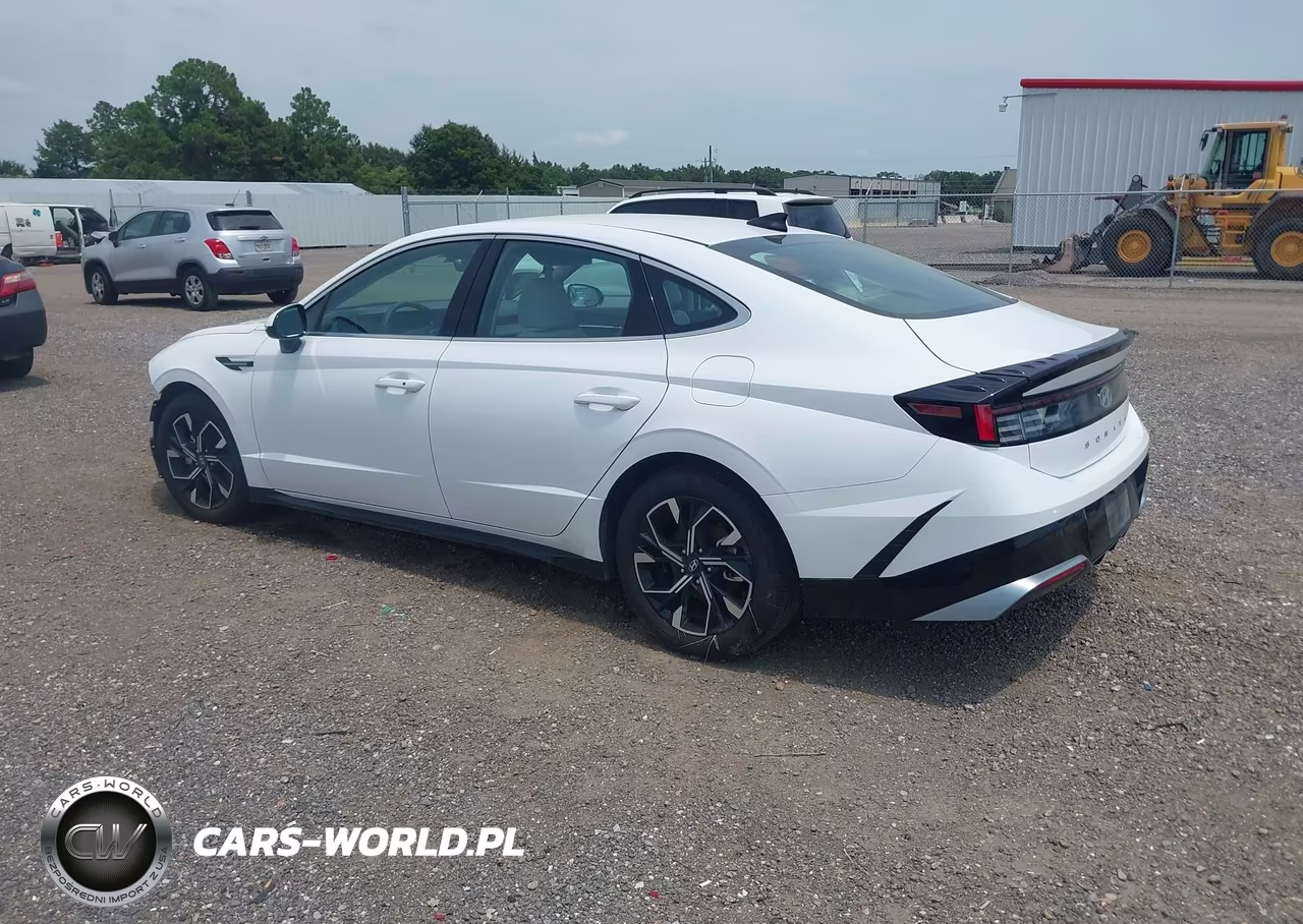 2025 Hyundai Sonata Sel VIN:KMHL64JA0SA505541 - 3