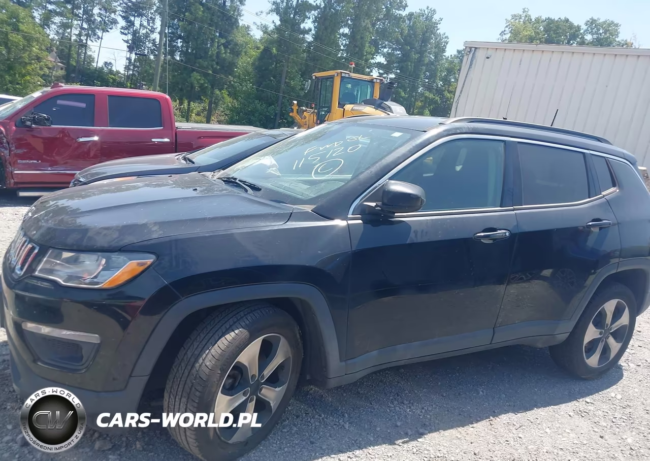 2018 Jeep Compass Latitude 4X4 VIN:3C4NJDBB8JT155120 - 14