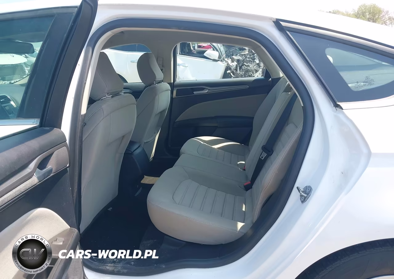2020 Ford Fusion S VIN:3FA6P0G75LR143691 - 8
