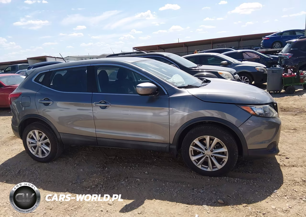 2018 Nissan Rogue Sport S VIN:JN1BJ1CP5JW162194 - 13