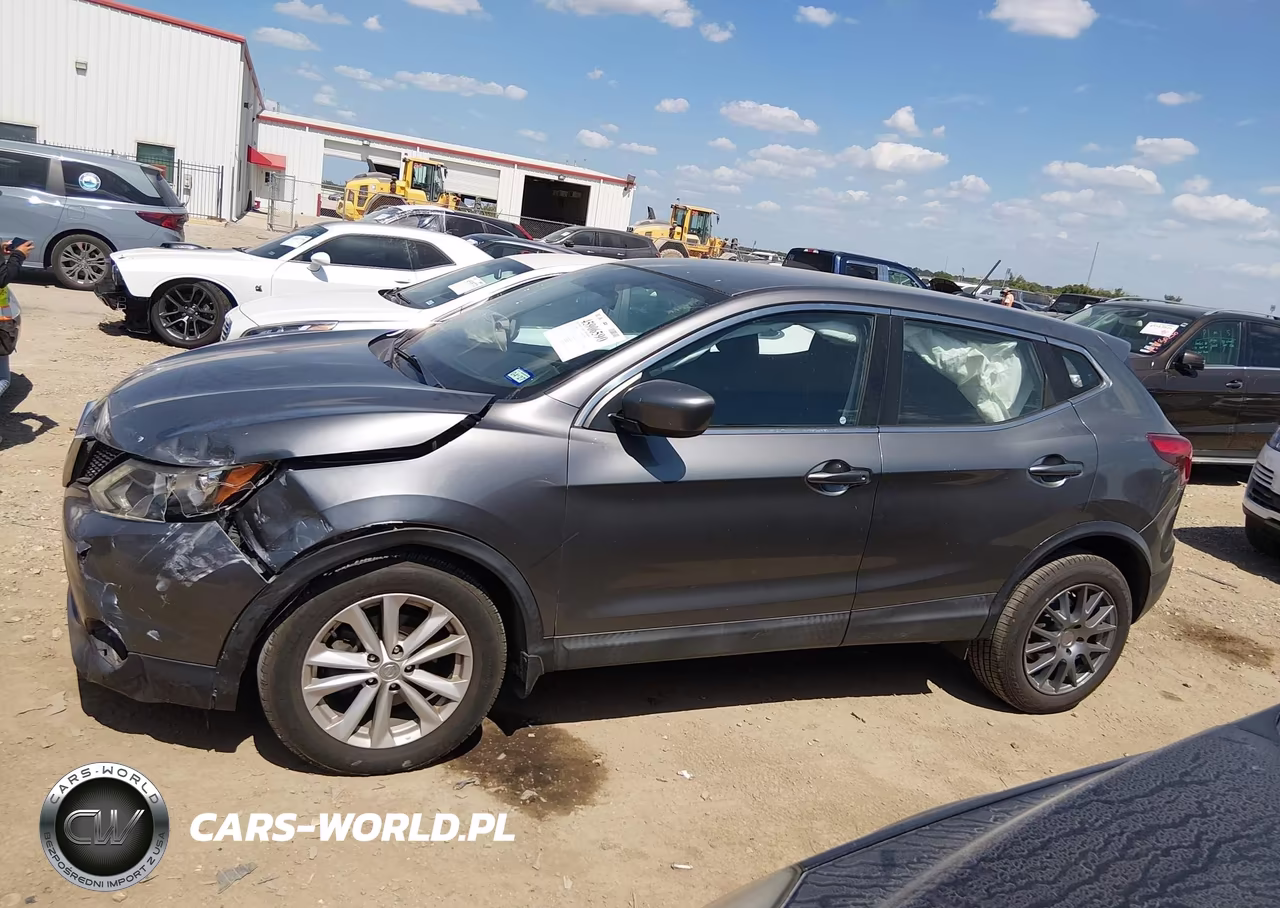 2018 Nissan Rogue Sport S VIN:JN1BJ1CP5JW162194 - 14