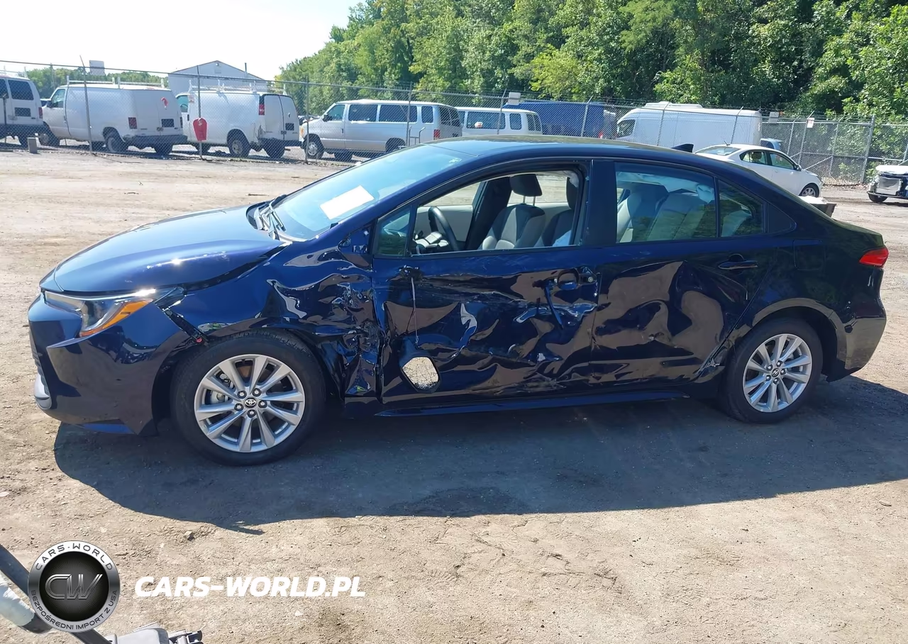 2026 Toyota Corolla Le VIN:5YFB4MDE0TP460831 - 13