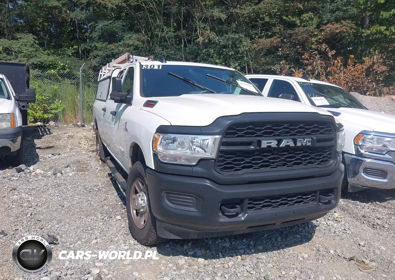 2022 Ram 2500 Tradesman 4X4 8' Box VIN:3C6UR5HL8NG322818 - 1