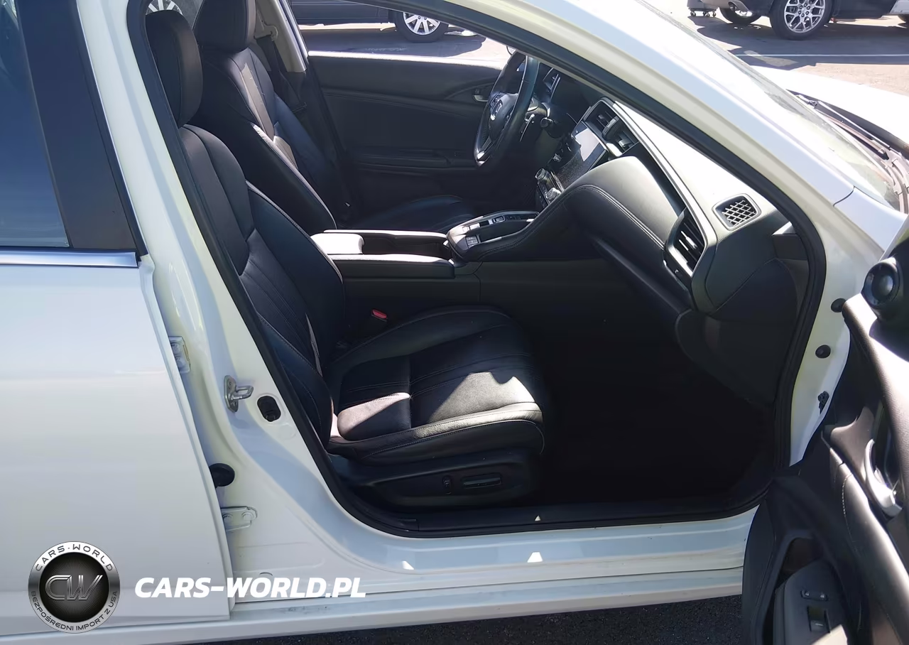 2019 Honda Insight Touring VIN:19XZE4F9XKE020109 - 5