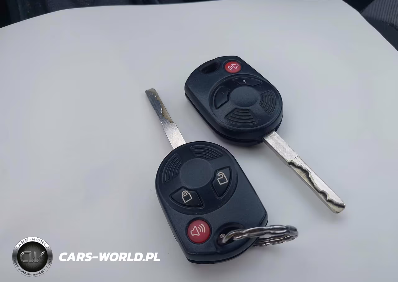 2018 Ford Escape Se VIN:1FMCU0GD8JUA94953 - 11