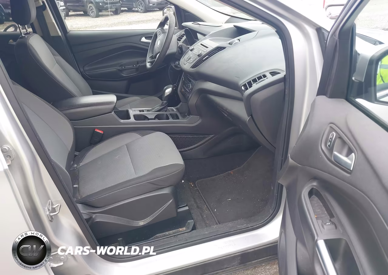 2018 Ford Escape Se VIN:1FMCU0GD8JUA94953 - 5