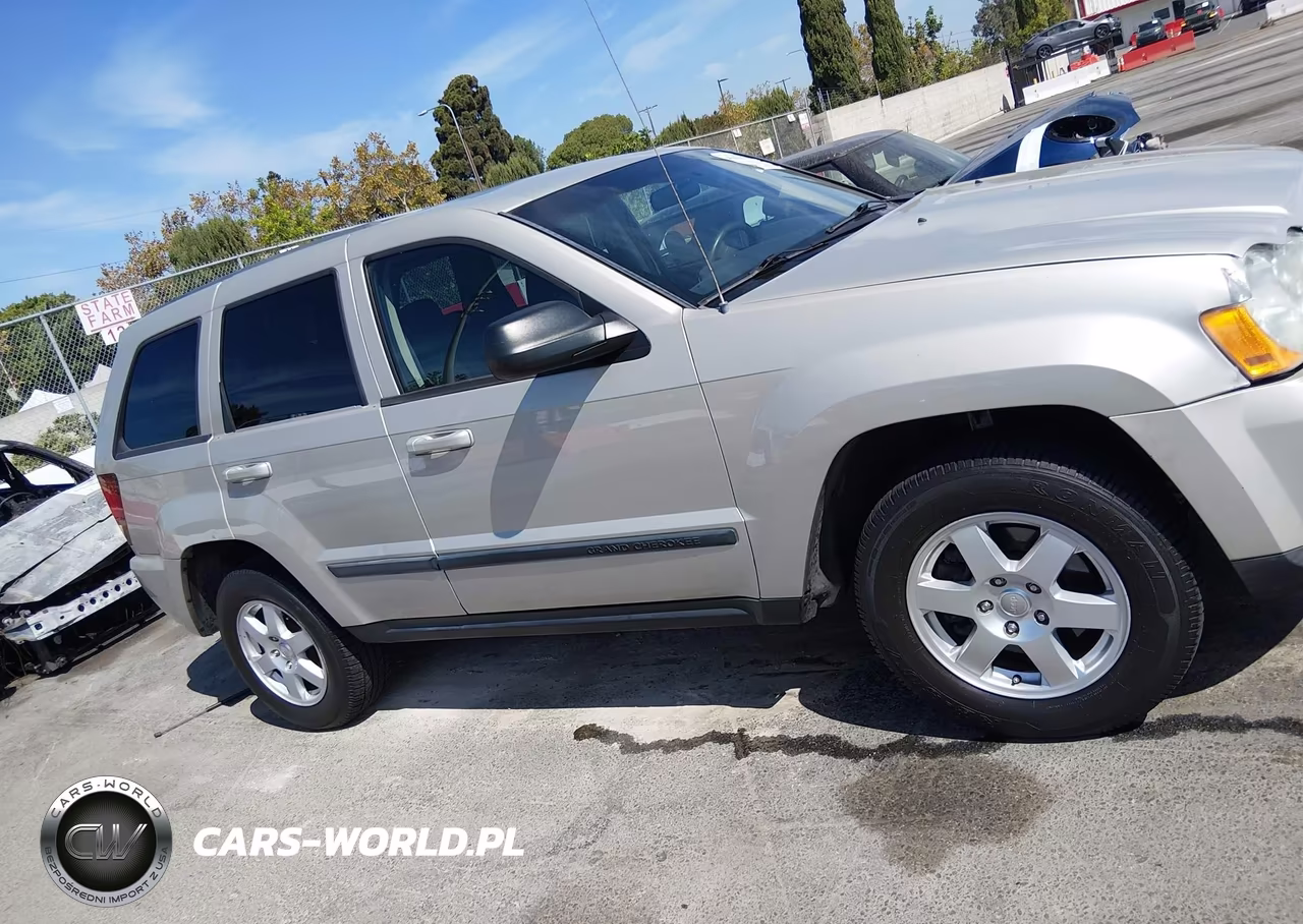 2008 Jeep Grand Cherokee Laredo VIN:1J8GS48K78C197161 - 13