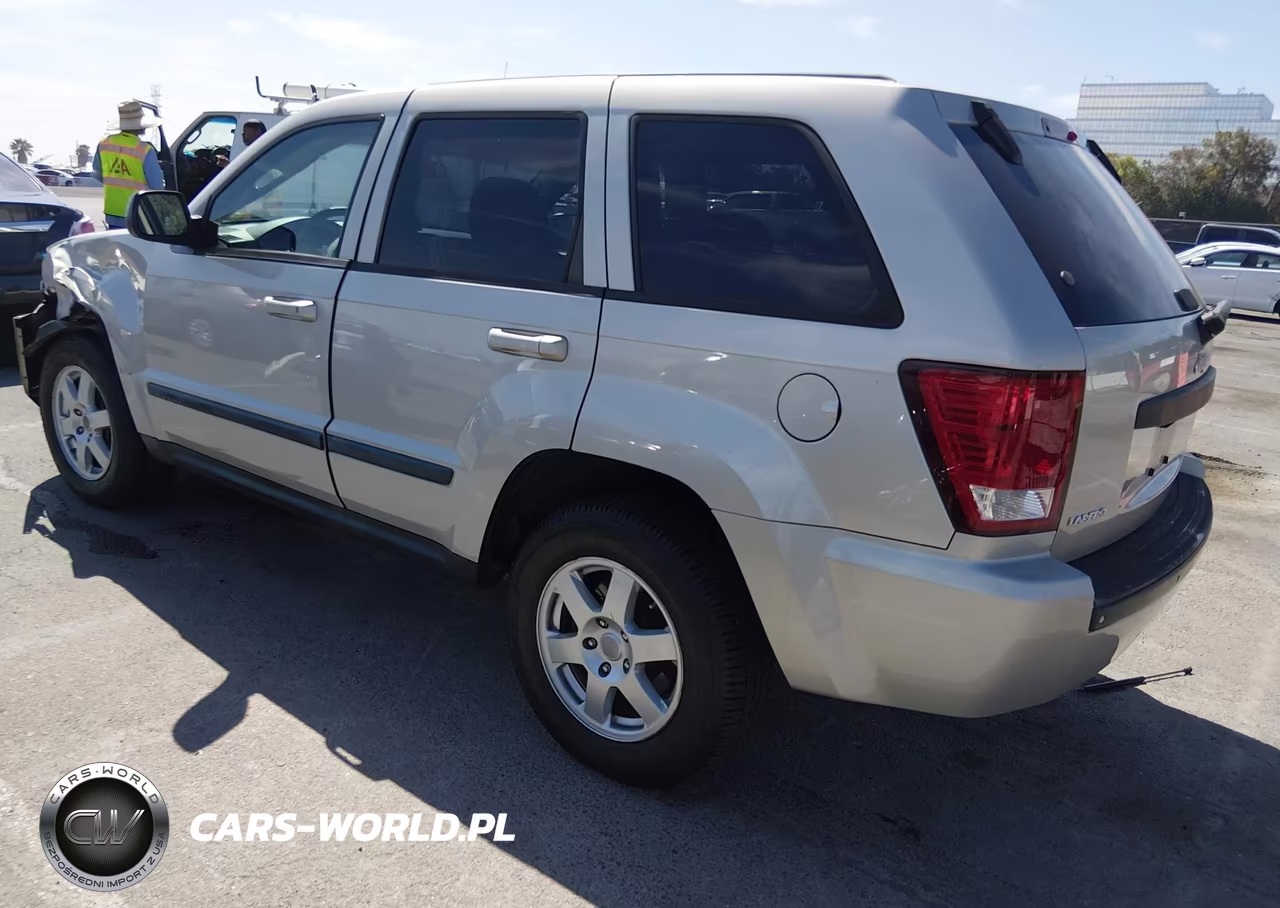 2008 Jeep Grand Cherokee Laredo VIN:1J8GS48K78C197161 - 3