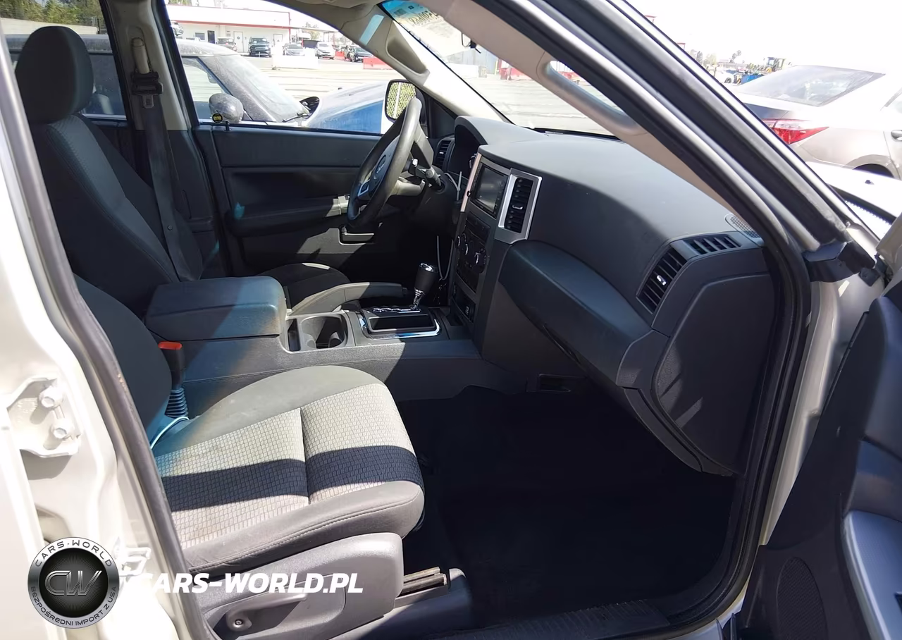 2008 Jeep Grand Cherokee Laredo VIN:1J8GS48K78C197161 - 5