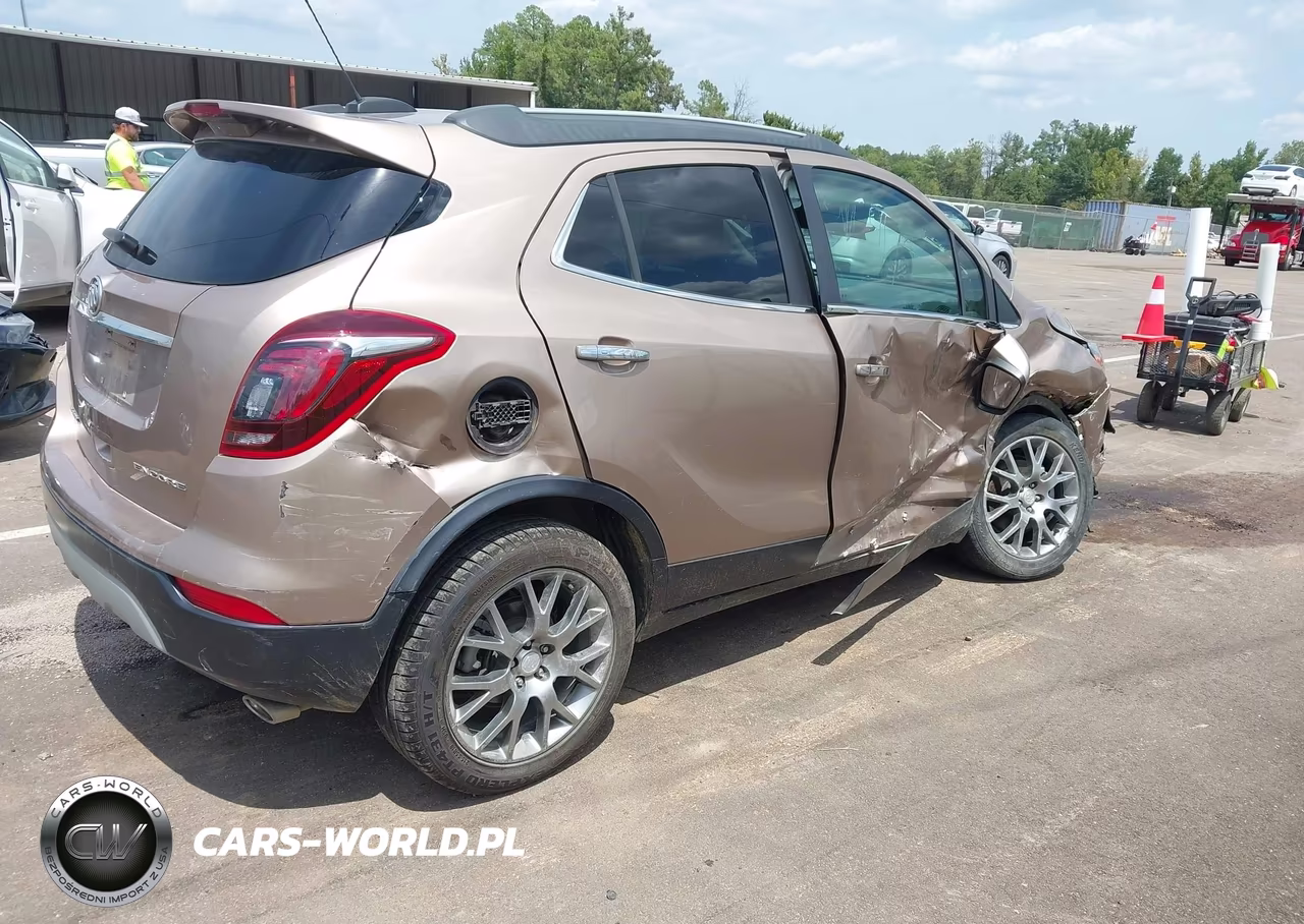 2018 Buick Encore Sport Touring VIN:KL4CJ1SB9JB617296 - 4