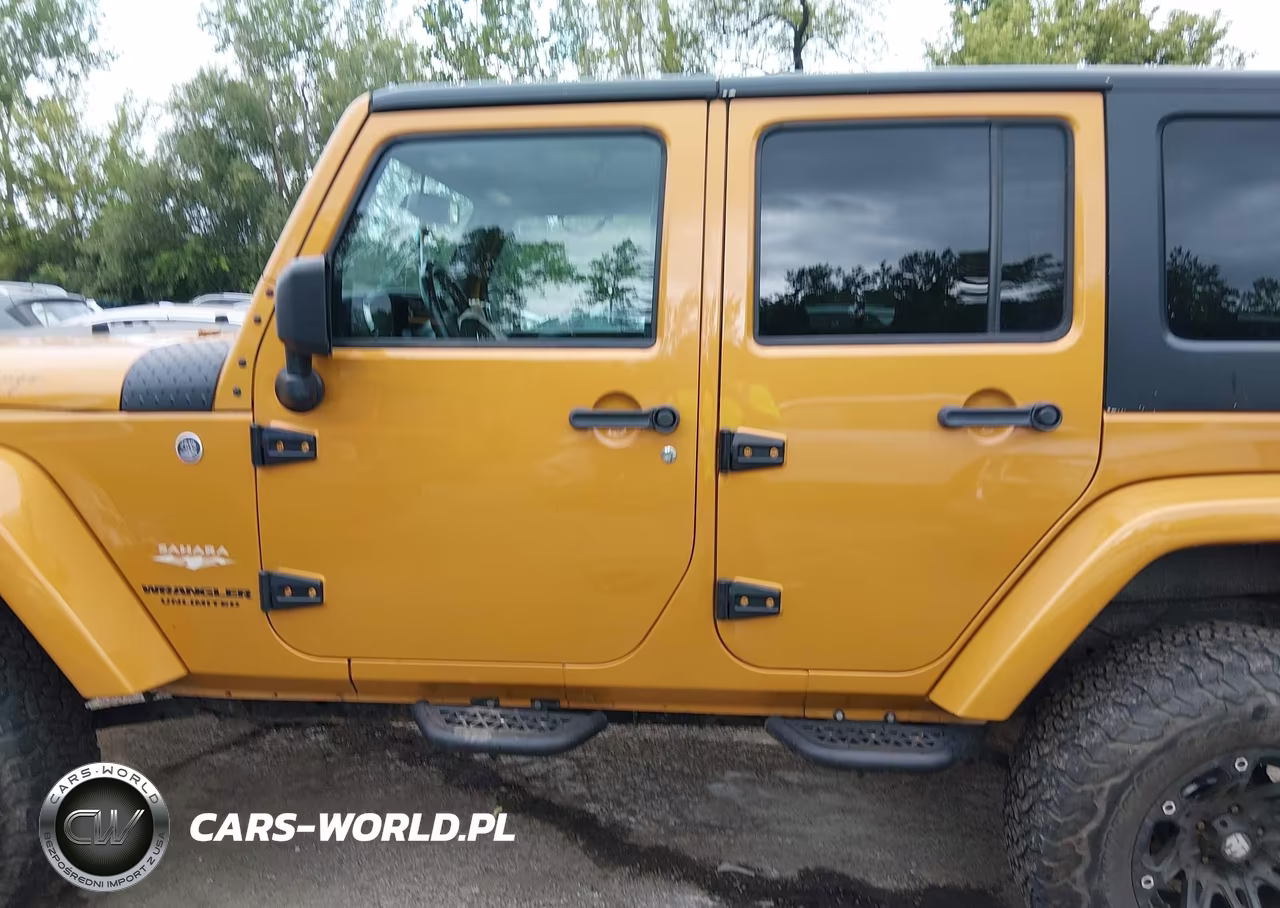 2014 Jeep Wrangler Unlimited Sahara VIN:1C4BJWEG9EL247425 - 14