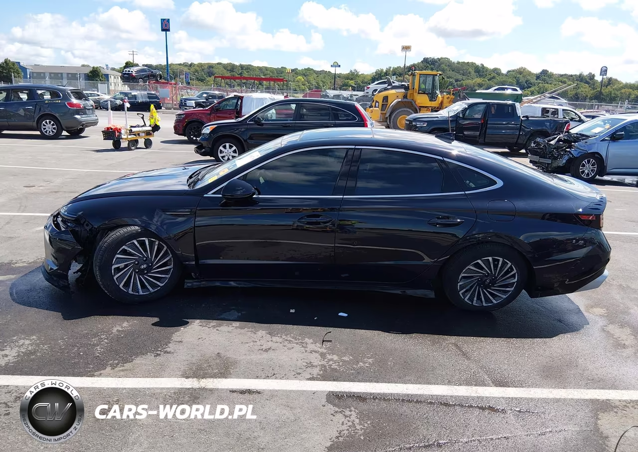 2025 Hyundai Sonata Hybrid Limited VIN:KMHL54JJ2SA103460 - 14