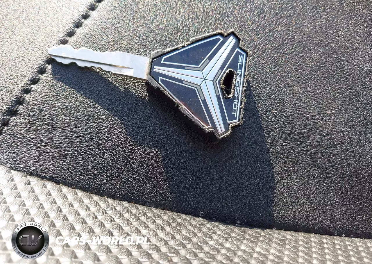 2018 Polaris Slingshot Slr VIN:57XAARFA5J8129397 - 11