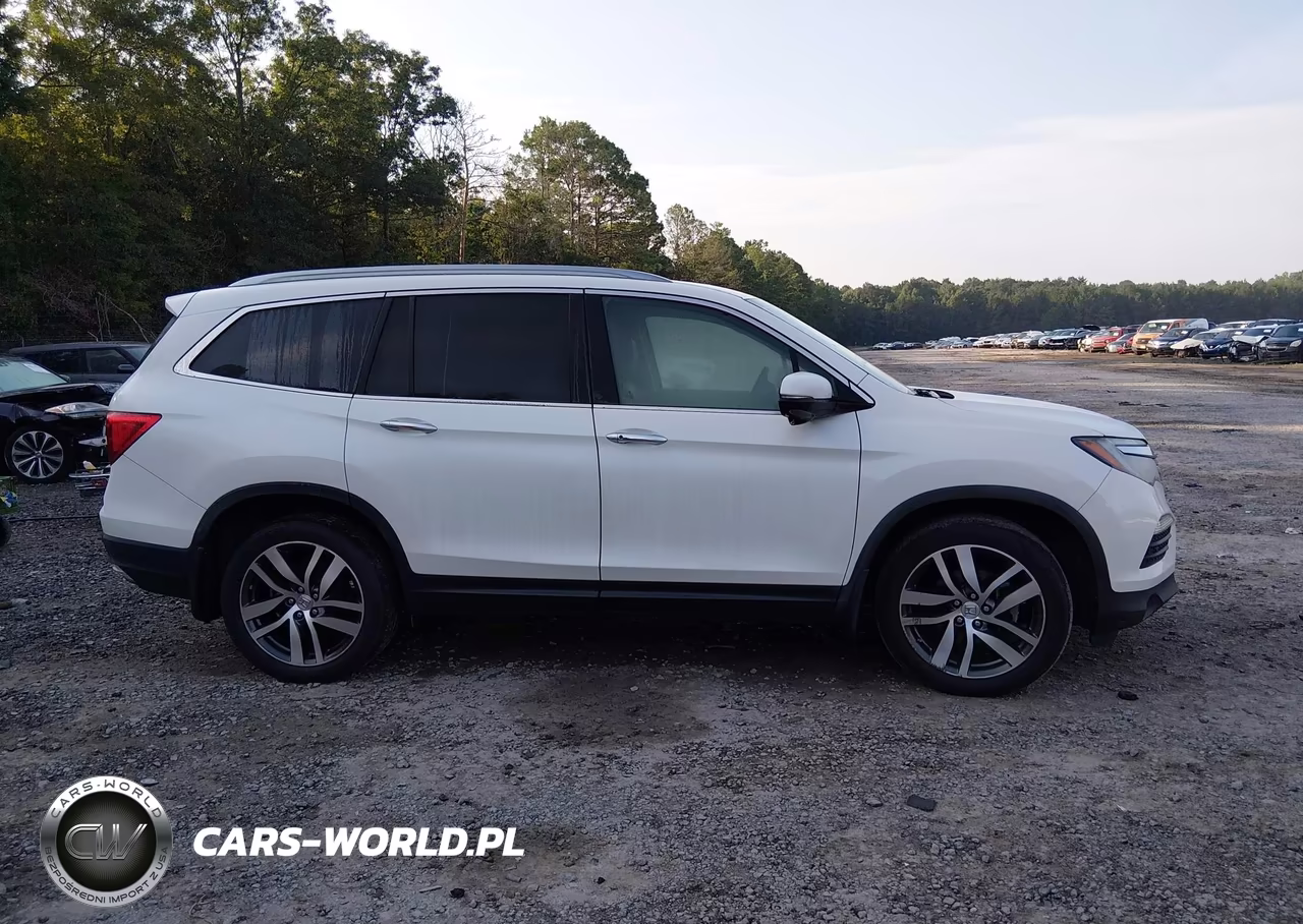 2017 Honda Pilot Touring VIN:5FNYF6H96HB098357 - 13