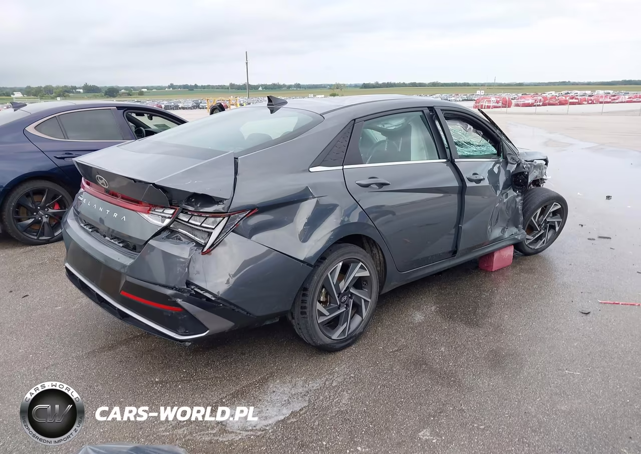 2024 Hyundai Elantra Sel VIN:KMHLS4DG2RU697615 - 4